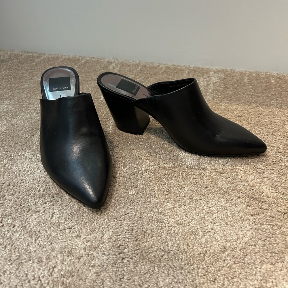 Dolce Vita Black Onyx Leather Angela Myles size 6.5